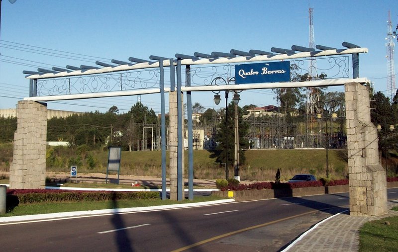 PortalQuatroBarrasPR.jfif